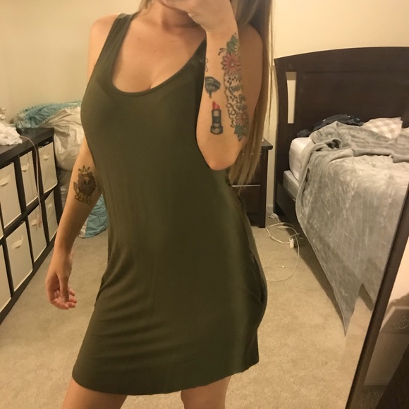 Dresses & Skirts - Green dress